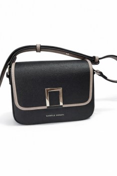 0F37E303-CACB-45E9-8F95-16596DDBF52C